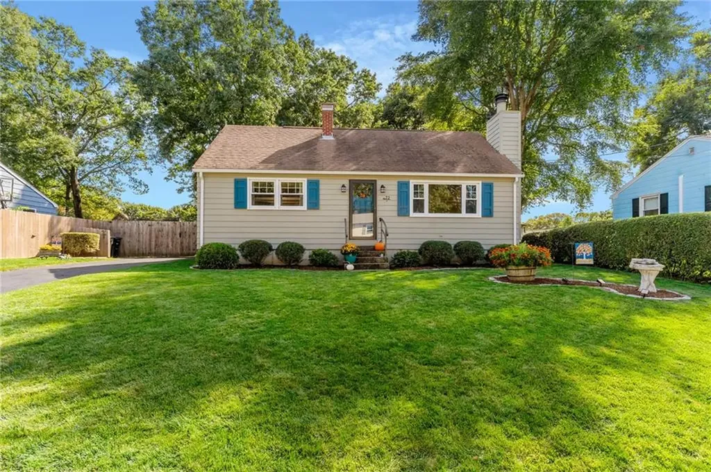 72 Windsor Park Drive Coventry RI 02816
