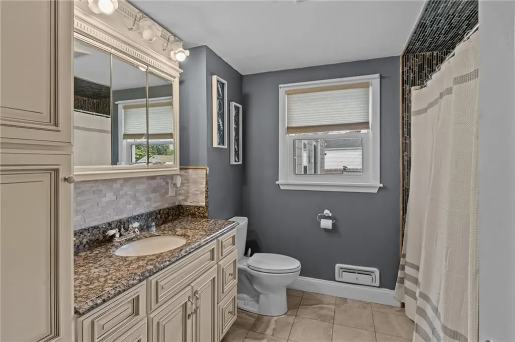 161 North Country Club Drive Warwick RI 02888