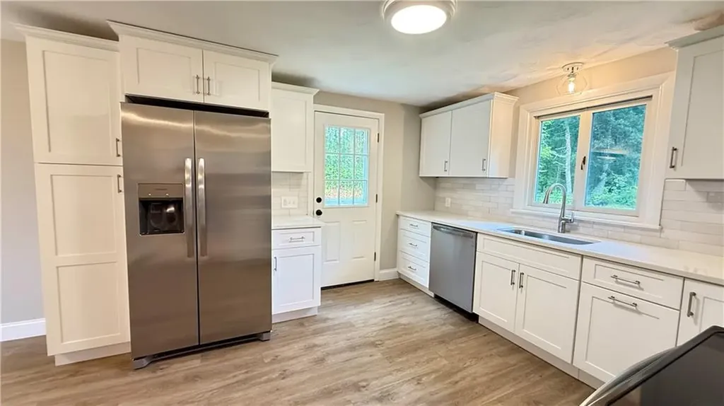 78 Vine Street Coventry RI 02816