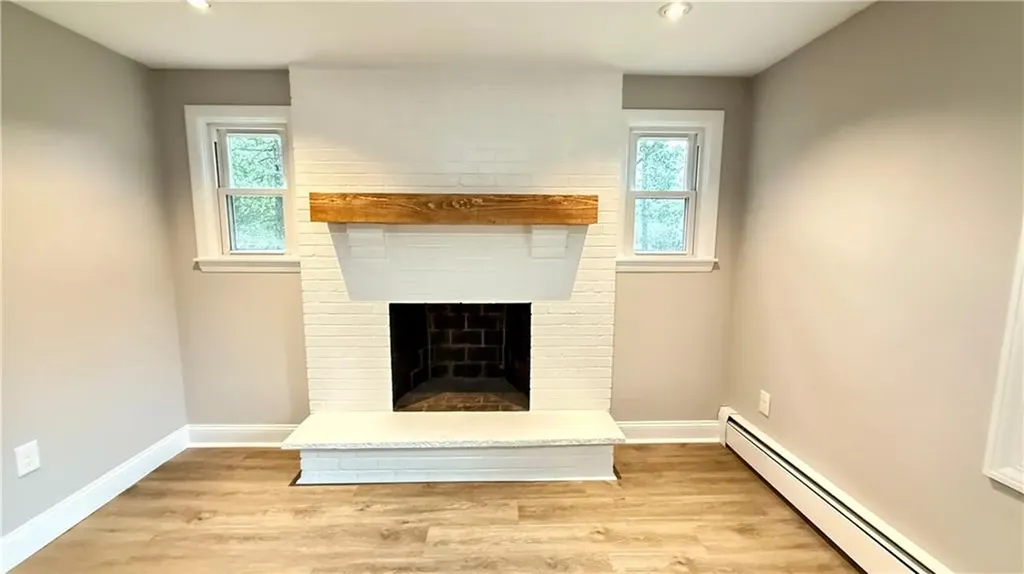 78 Vine Street Coventry RI 02816