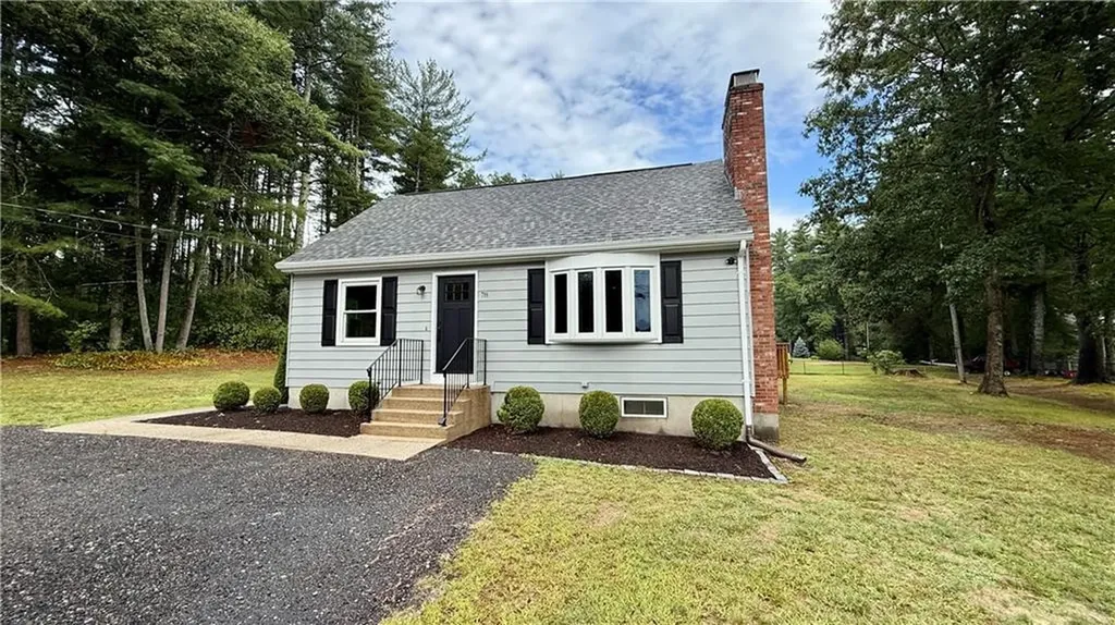 78 Vine Street Coventry RI 02816