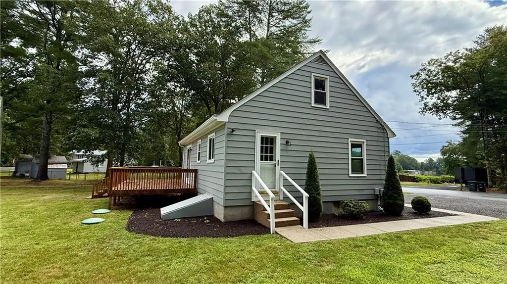 78 Vine Street Coventry RI 02816