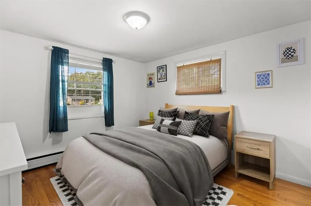 65 Hoyt Street Warwick RI 02886