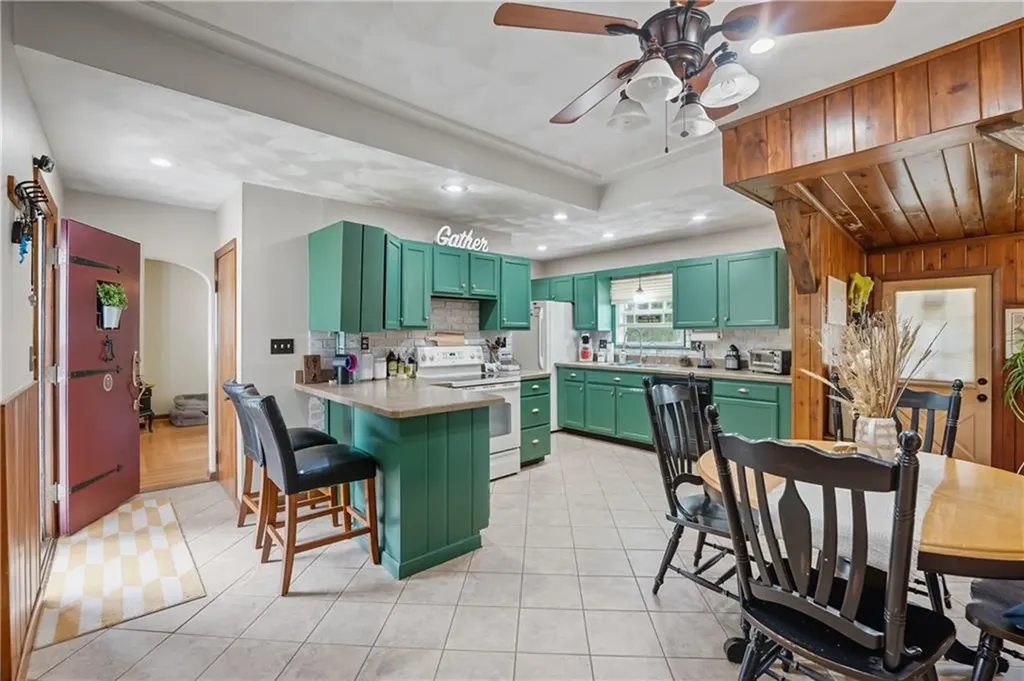 229 Linden Avenue Woonsocket RI 02895