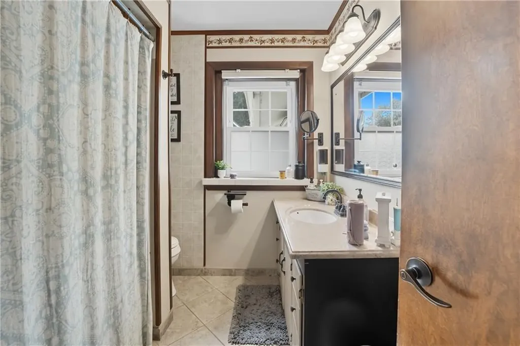 229 Linden Avenue Woonsocket RI 02895