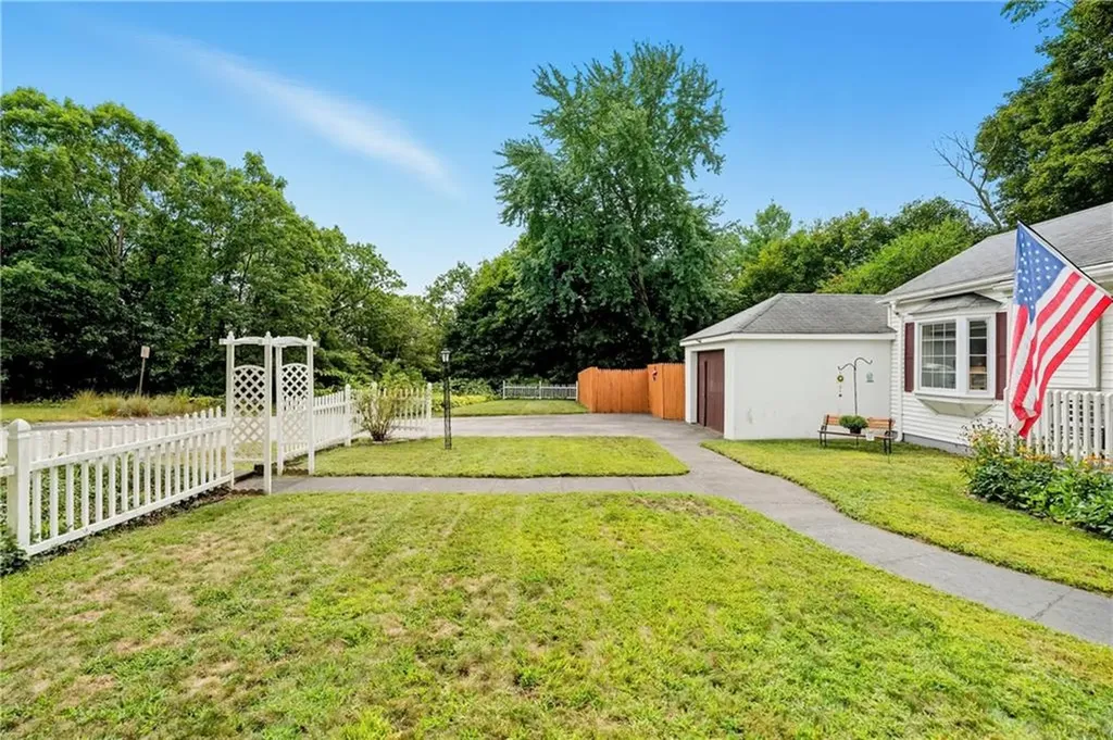 229 Linden Avenue Woonsocket RI 02895