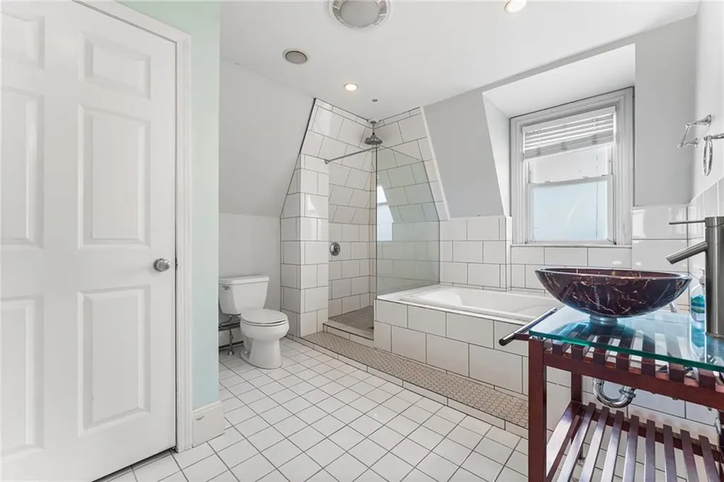 103 Doyle Providence RI 02906