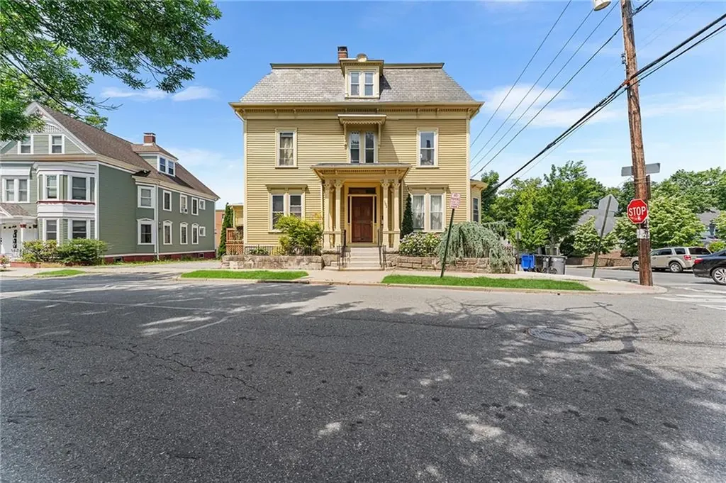 103 Doyle Providence RI 02906