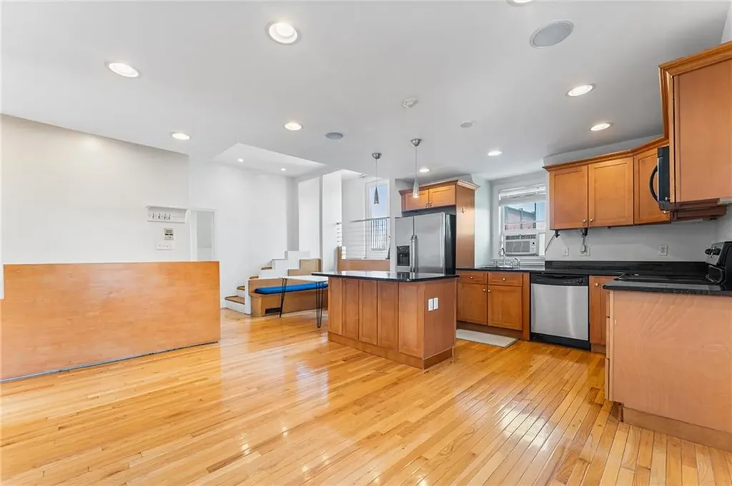 103 Doyle Providence RI 02906