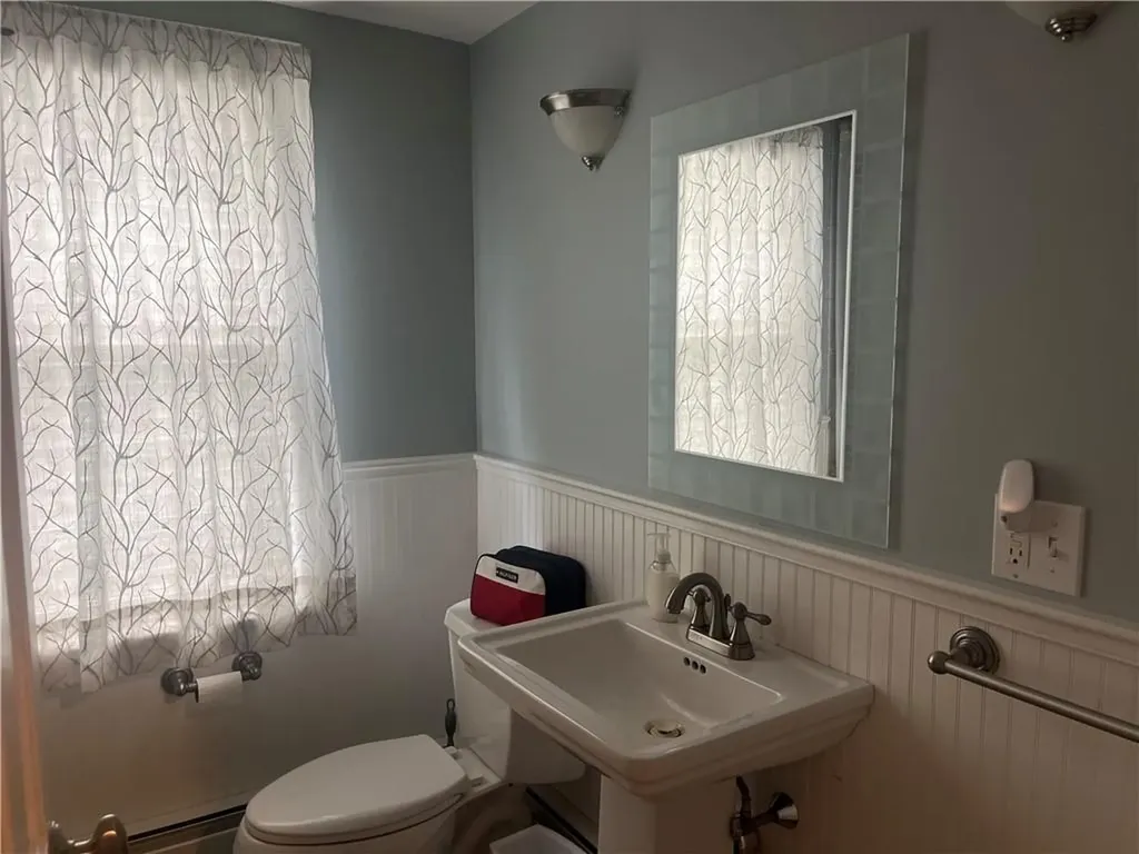 199 Love Lane Warwick RI 02886