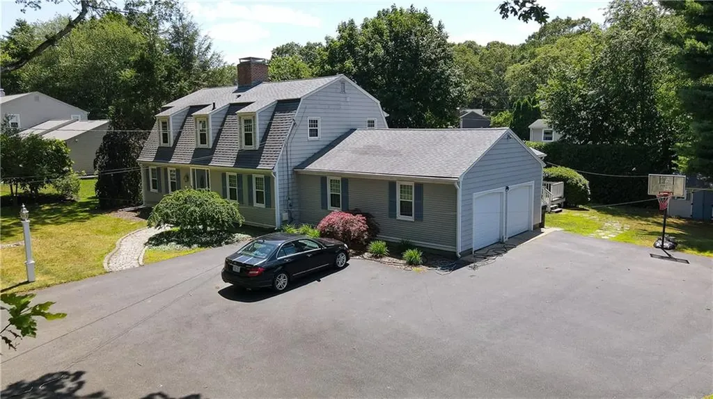 199 Love Lane Warwick RI 02886