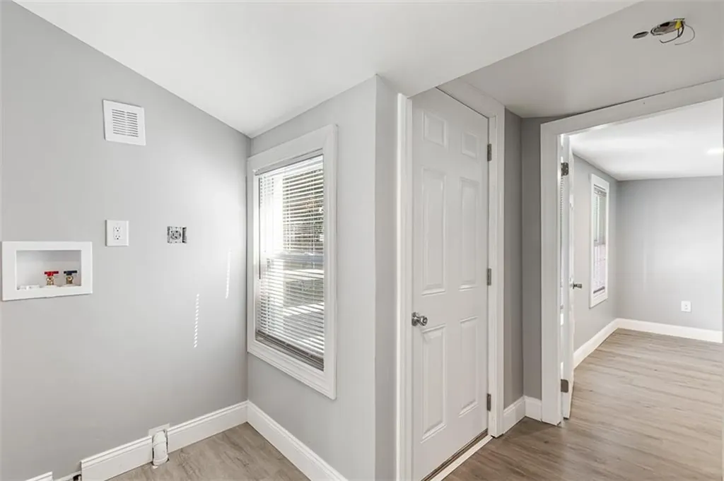 90 Huron Street Warwick RI 02889