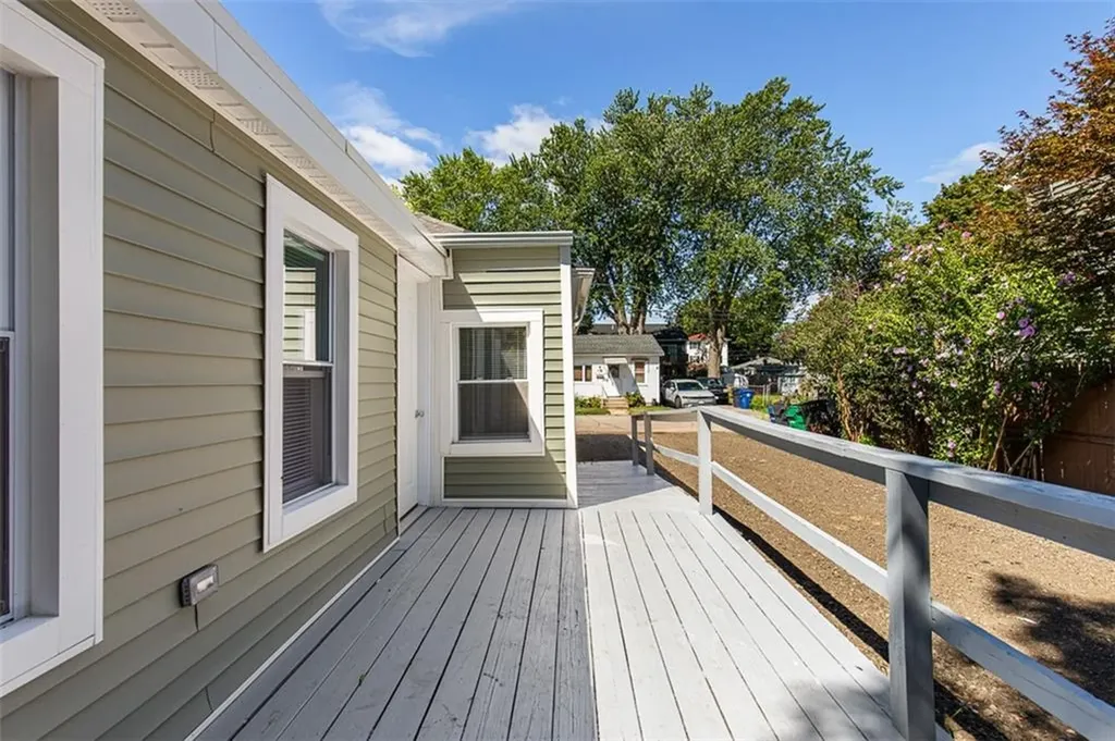 90 Huron Street Warwick RI 02889