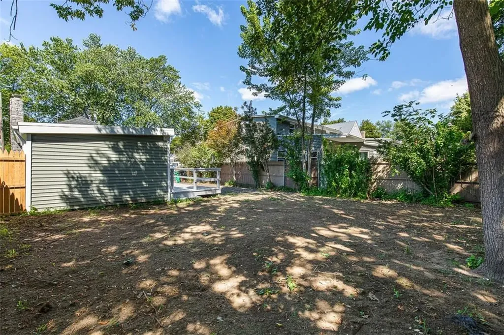 90 Huron Street Warwick RI 02889