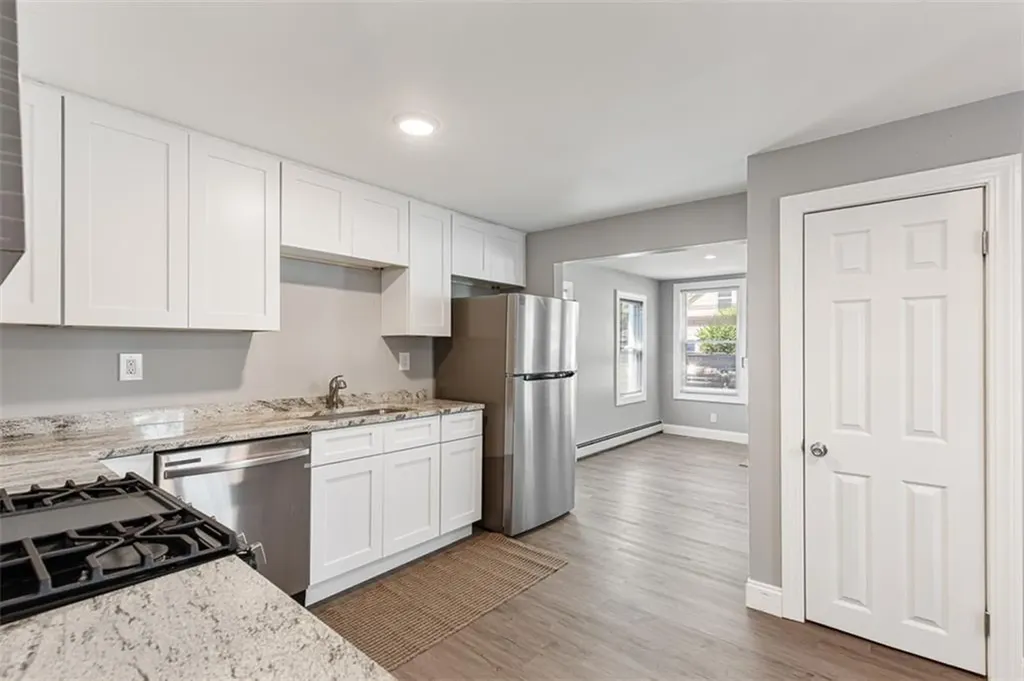 90 Huron Street Warwick RI 02889
