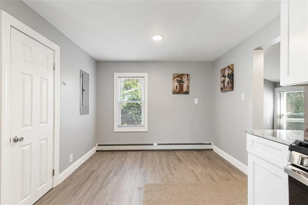 90 Huron Street Warwick RI 02889
