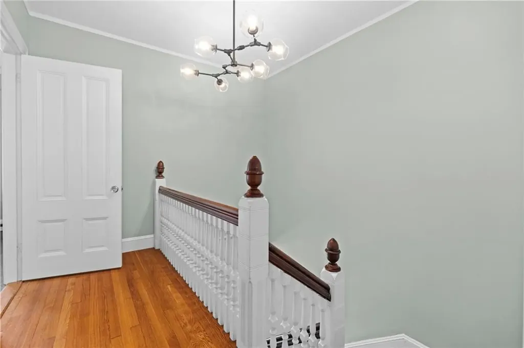 17 Everett Street Newport RI 02840