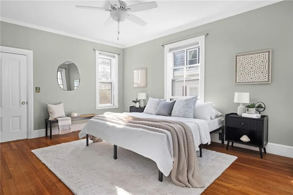 17 Everett Street Newport RI 02840