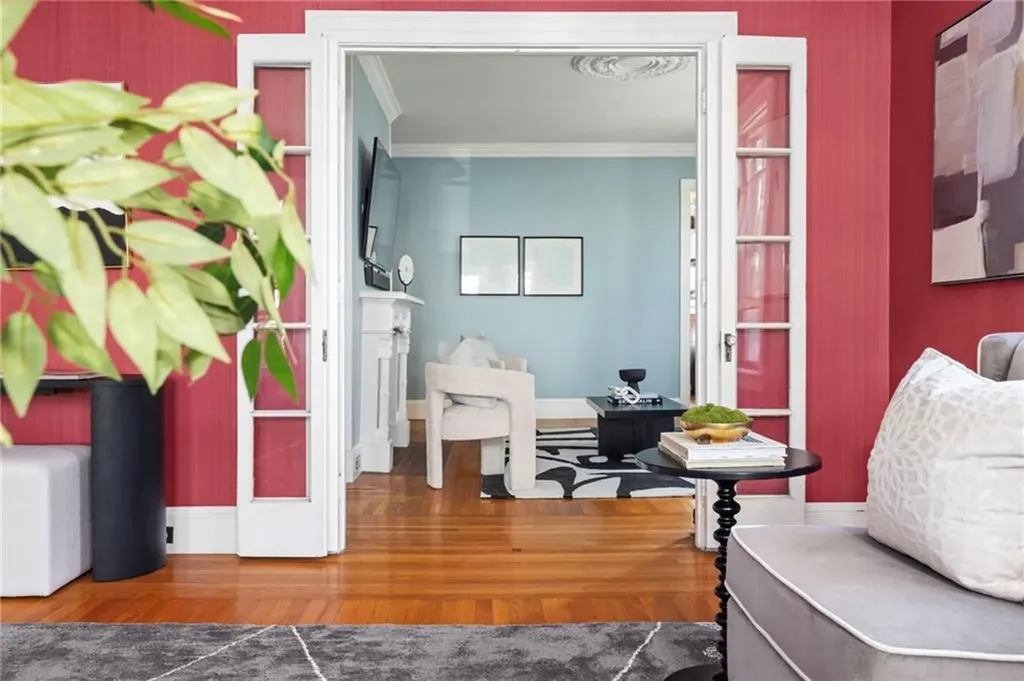 17 Everett Street Newport RI 02840