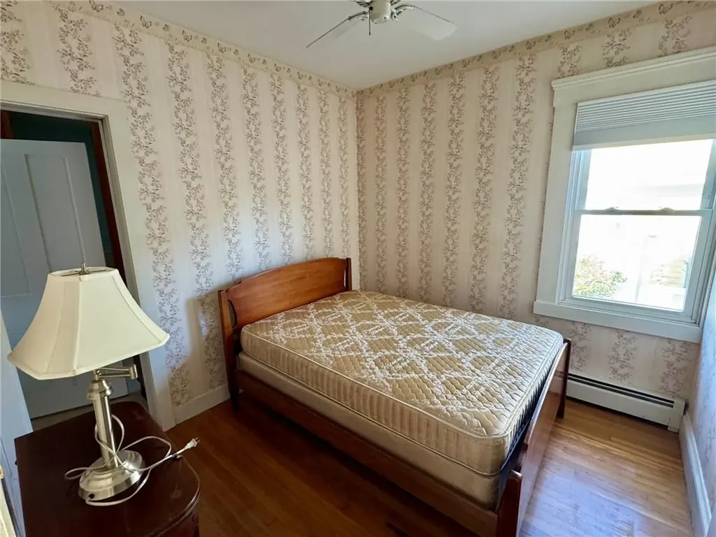 113 Constitution Street Bristol RI 02809