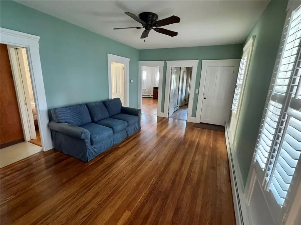 113 Constitution Street Bristol RI 02809