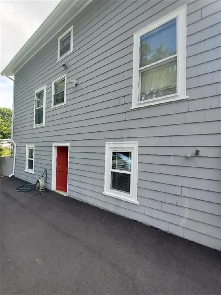 117 Farnum Pike Smithfield RI 02917