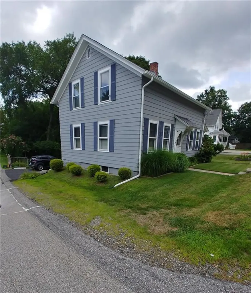117 Farnum Pike Smithfield RI 02917