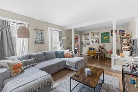 107 Franklin Street Bristol RI 02809