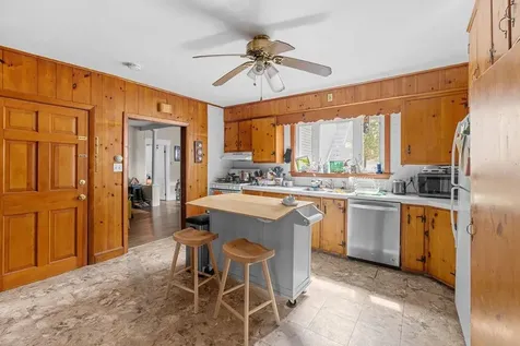 107 Franklin Street Bristol RI 02809