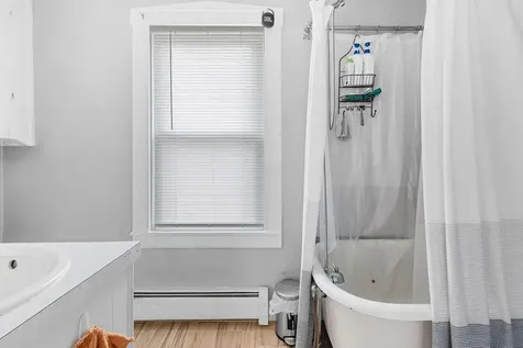 107 Franklin Street Bristol RI 02809