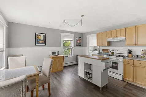 107 Franklin Street Bristol RI 02809