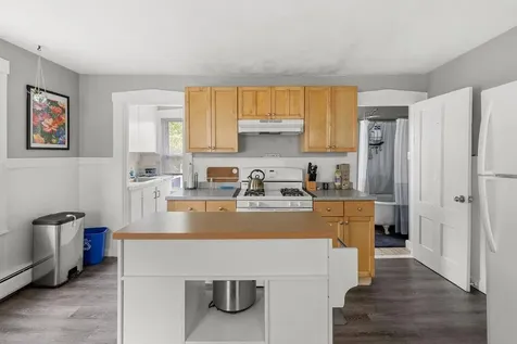 107 Franklin Street Bristol RI 02809