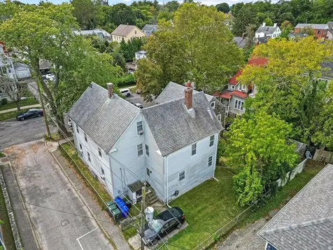 107 Franklin Street Bristol RI 02809