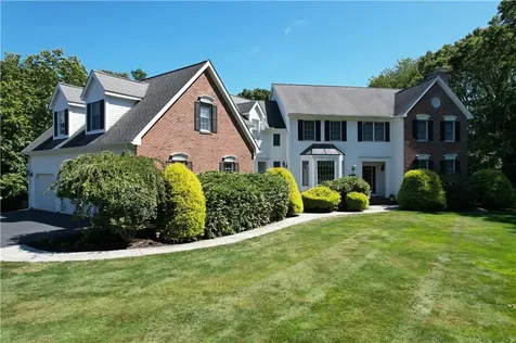 215 Finch Lane North Kingstown RI 02874