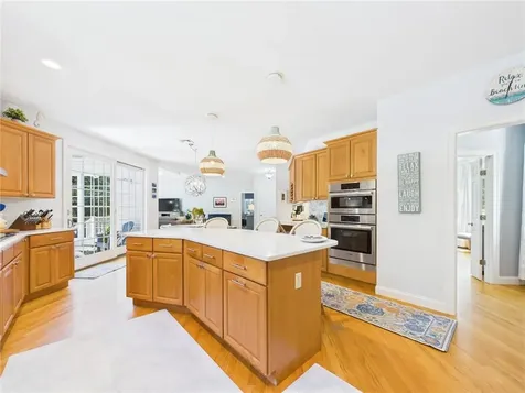 215 Finch Lane North Kingstown RI 02874