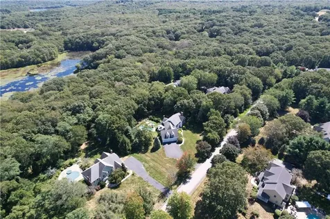 215 Finch Lane North Kingstown RI 02874