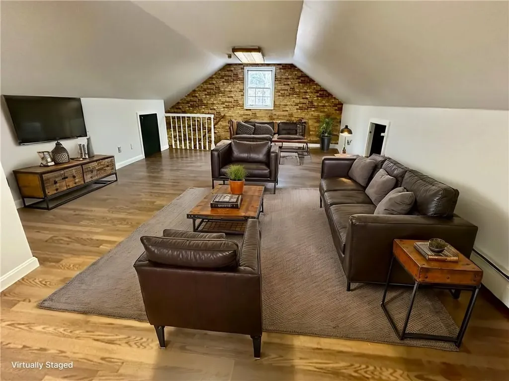20 Biscuit Hill Road Foster RI 02825