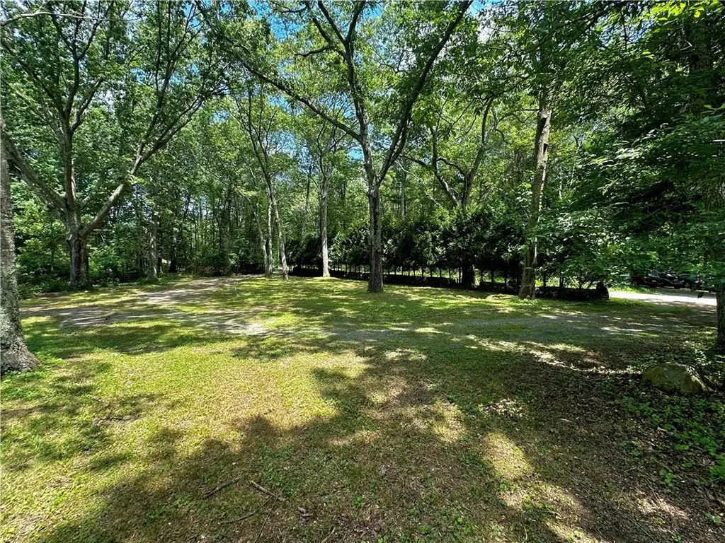20 Biscuit Hill Road Foster RI 02825