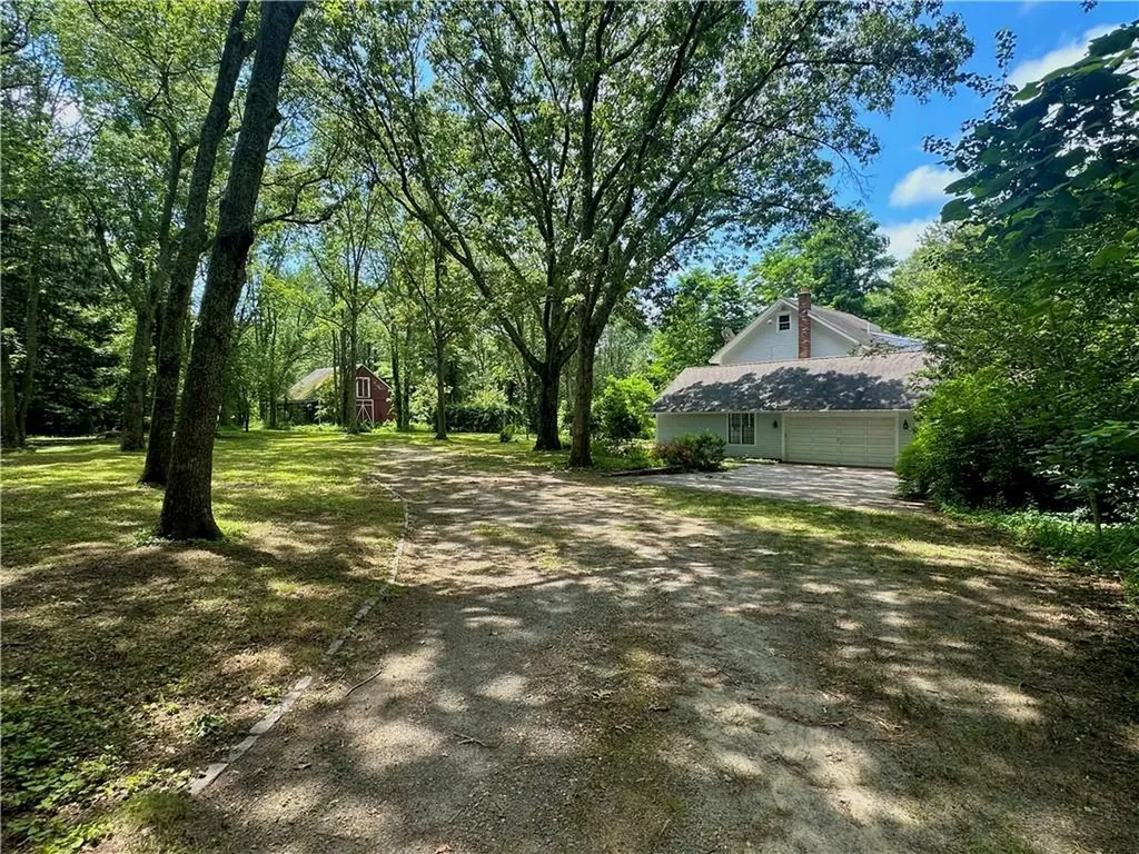 20 Biscuit Hill Road Foster RI 02825