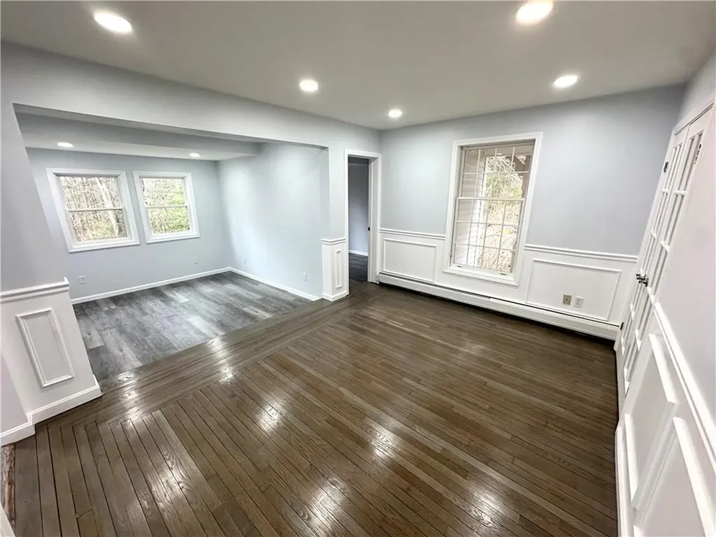 20 Biscuit Hill Road Foster RI 02825