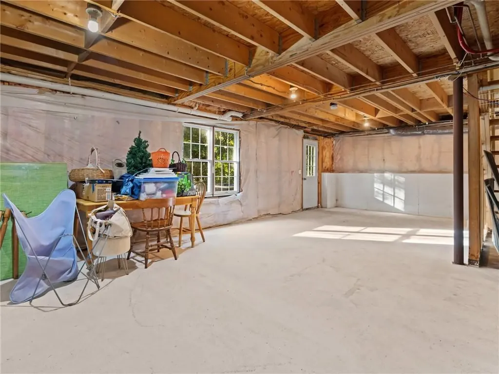 141 Major Potter Road Warwick RI 02886