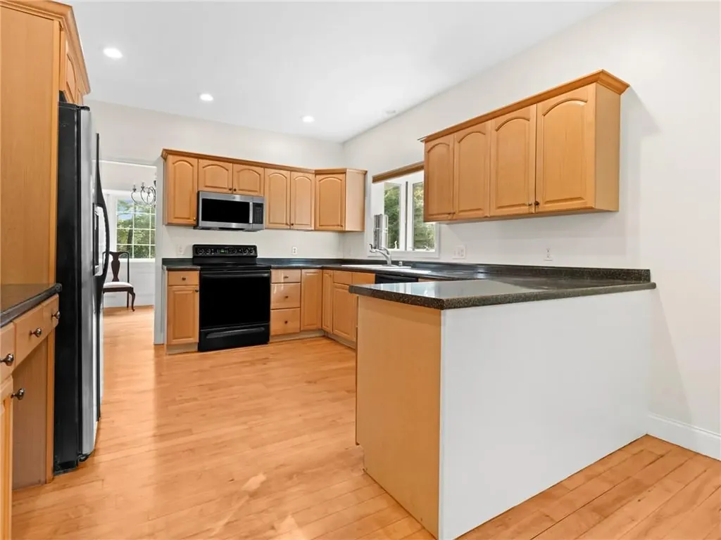 141 Major Potter Road Warwick RI 02886