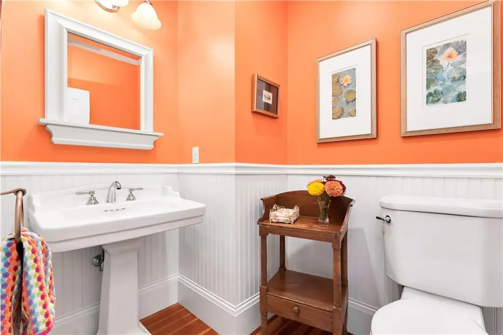 82 Sefton Drive Cranston RI 02905