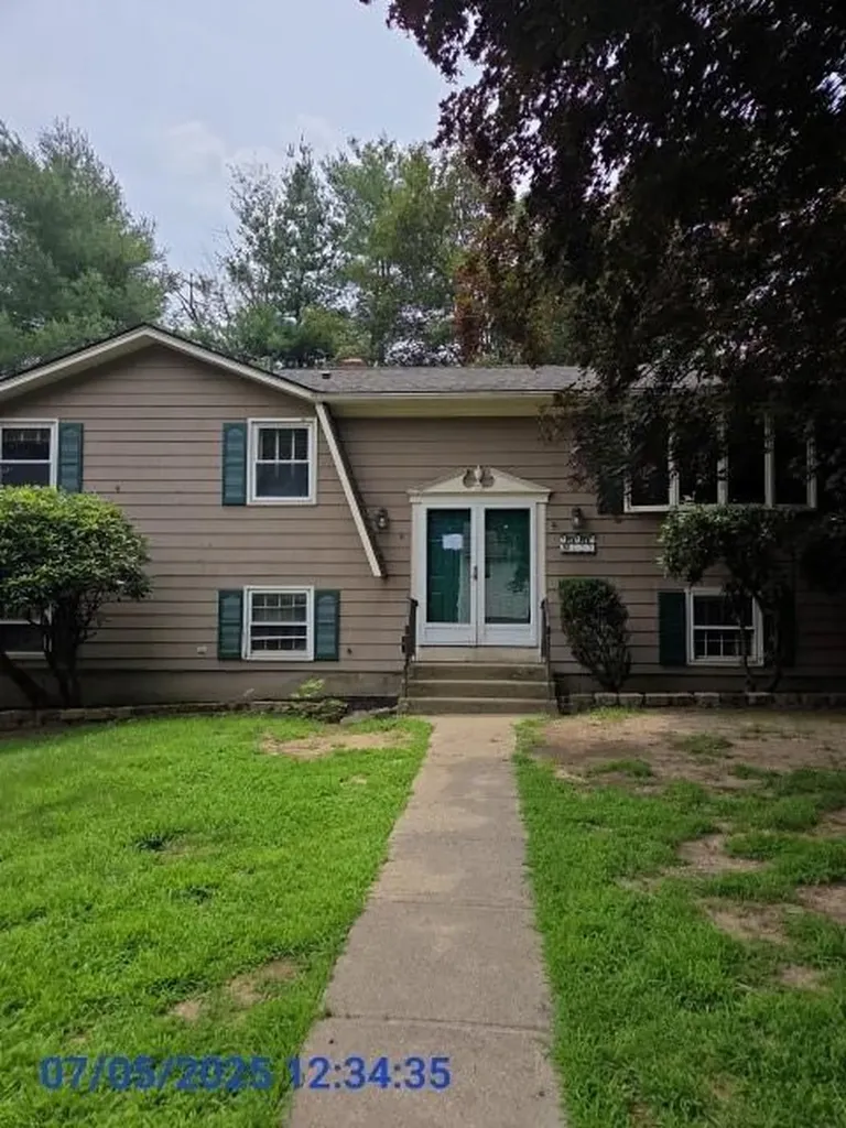 125 Setian Lane West Warwick RI 02893