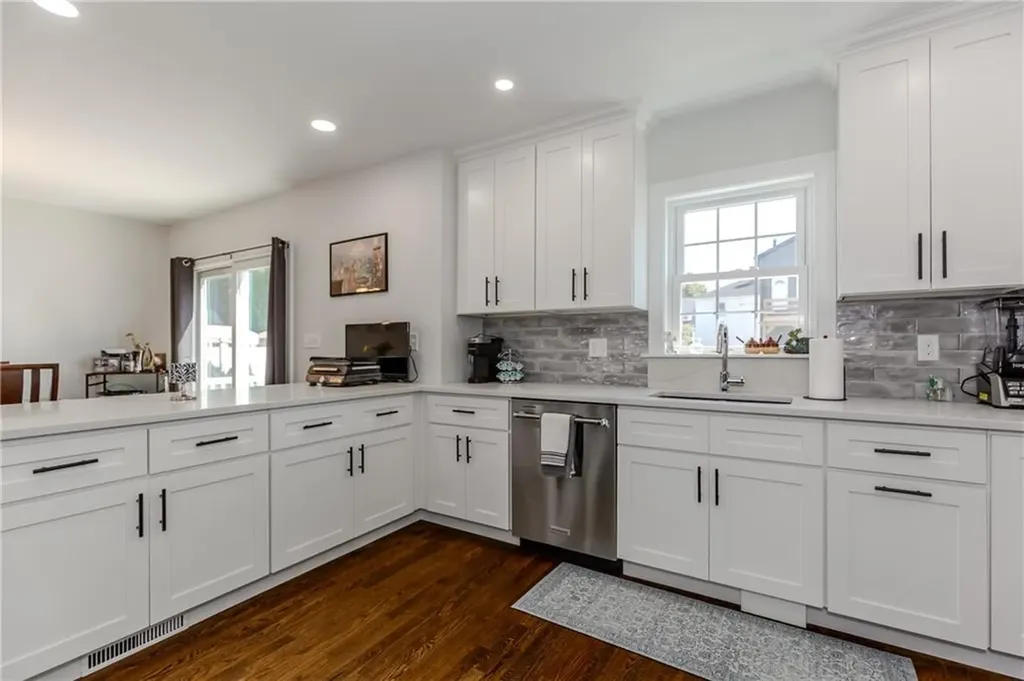 148 Grace Street Cranston RI 02910
