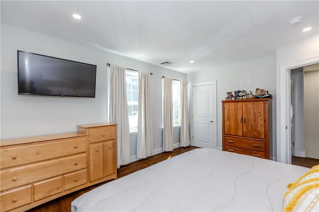 148 Grace Street Cranston RI 02910