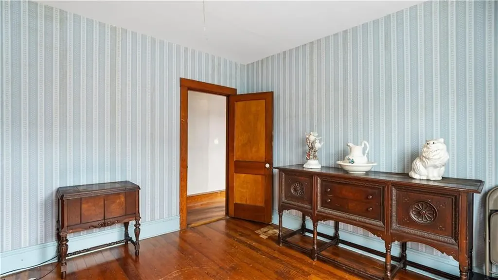 68 70 Lenox Avenue Providence RI 02907