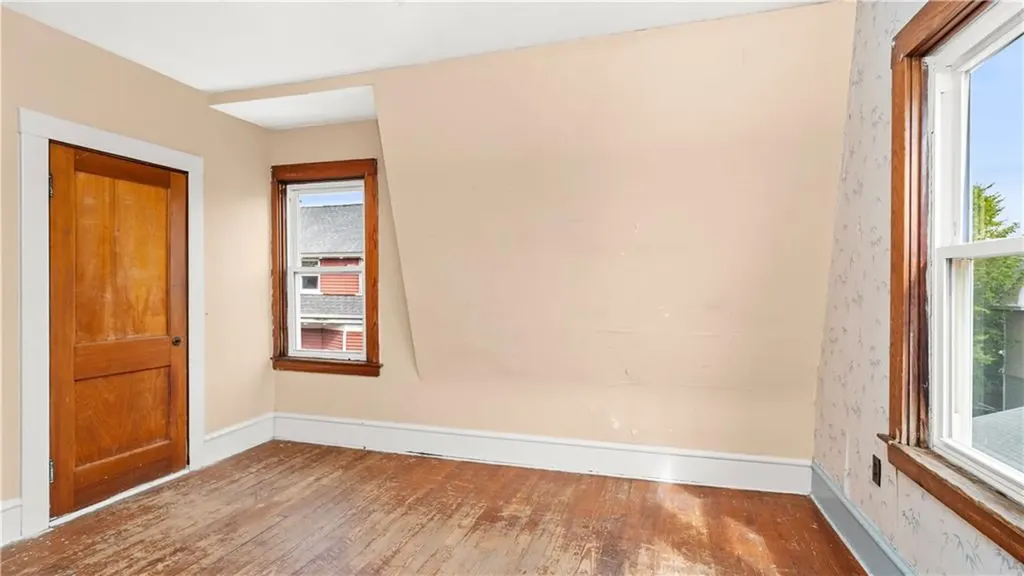 68 70 Lenox Avenue Providence RI 02907