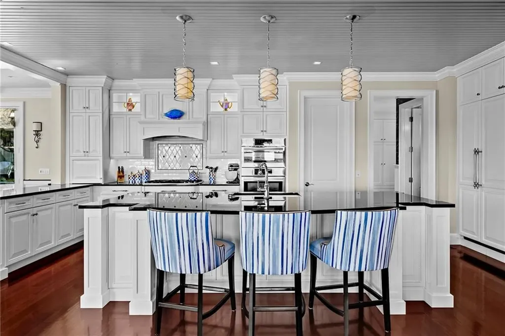 225 Fischer Circle Portsmouth RI 02871