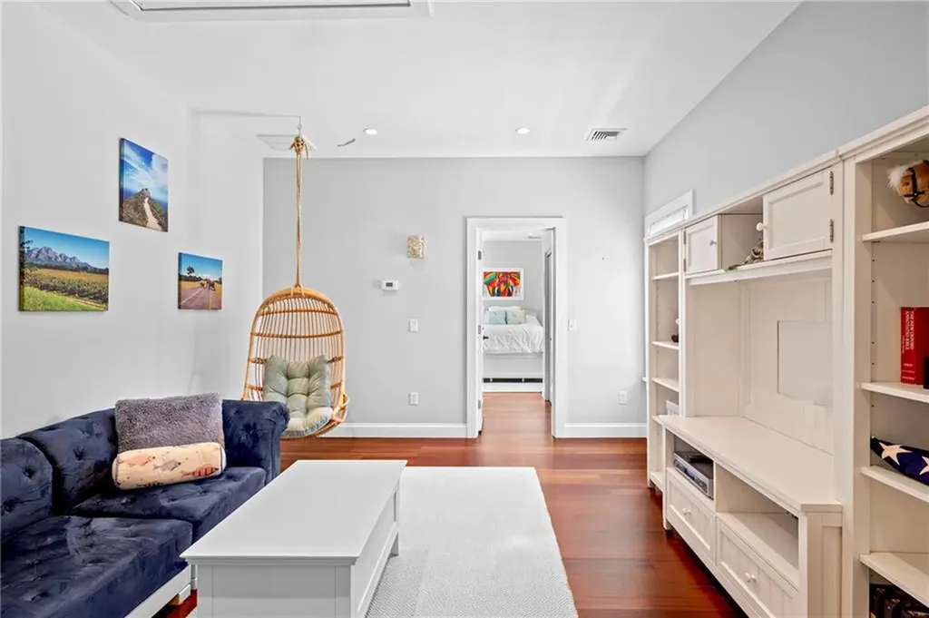 225 Fischer Circle Portsmouth RI 02871